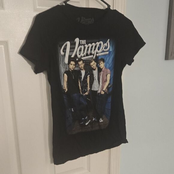 The Vamps Black Graphic Tee - Picture 4 of 5